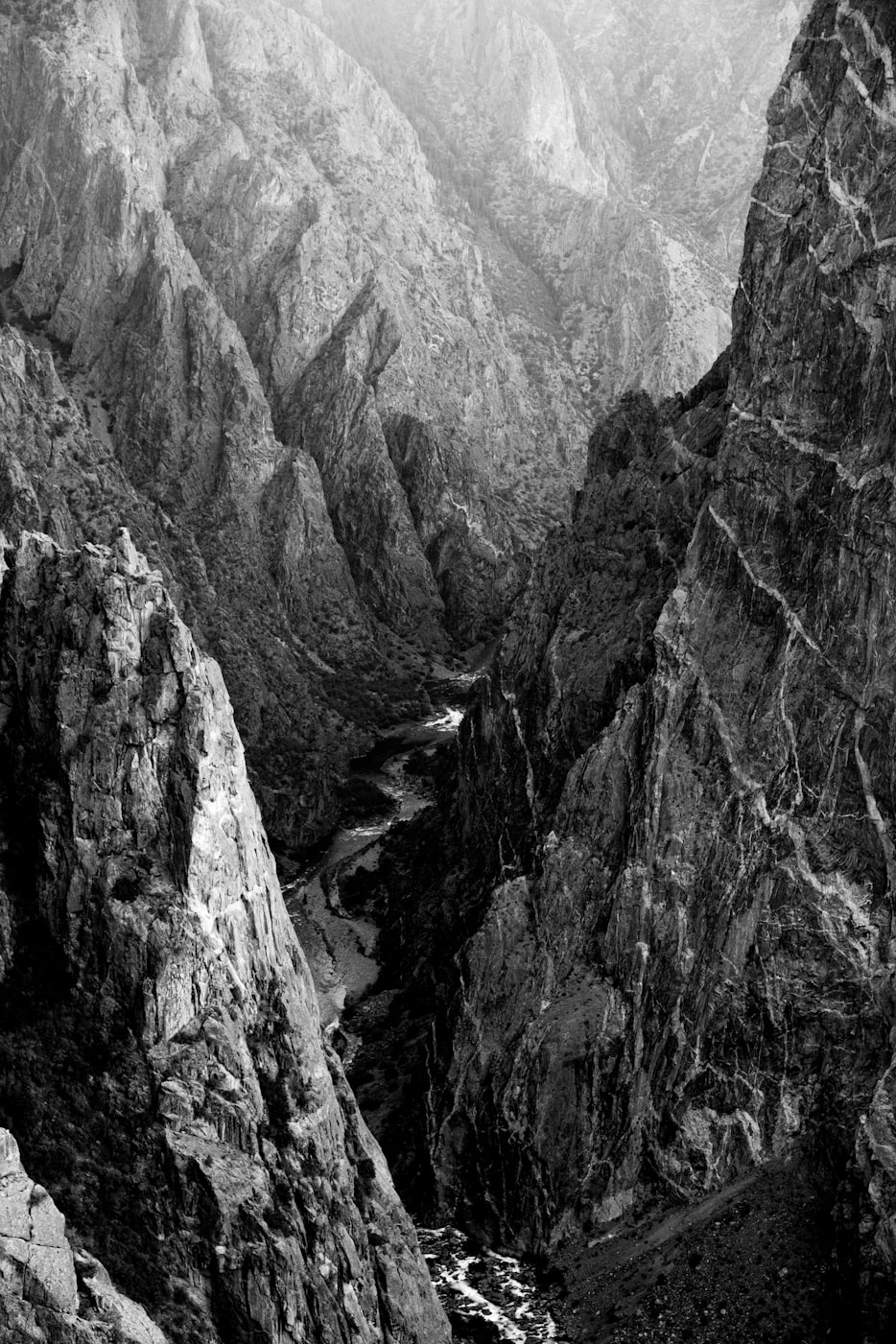 “河流地貌的类型和特征是怎么样的？” 河流地貌的分布地区？