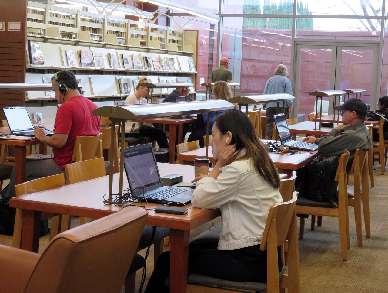 广东外贸外语大学环境怎么样.广东外贸外语大学环境怎么样啊
